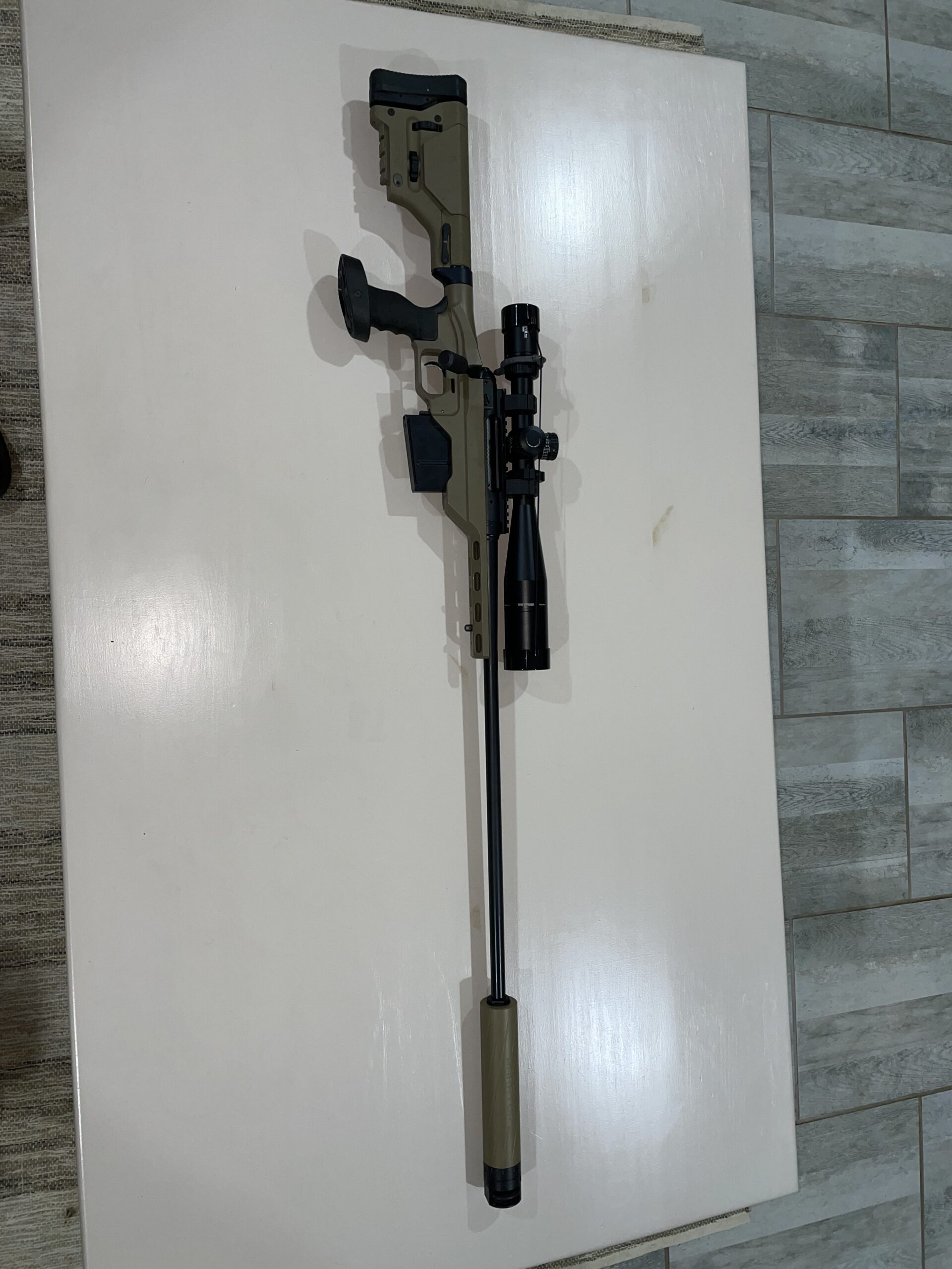 338 Lapua Magnum with extras